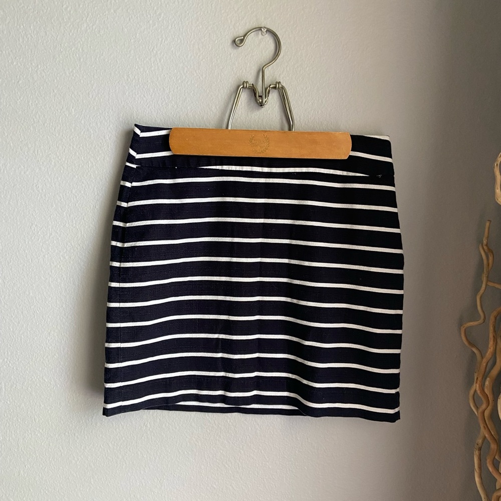 Banana Republic blue and white stripe skirt